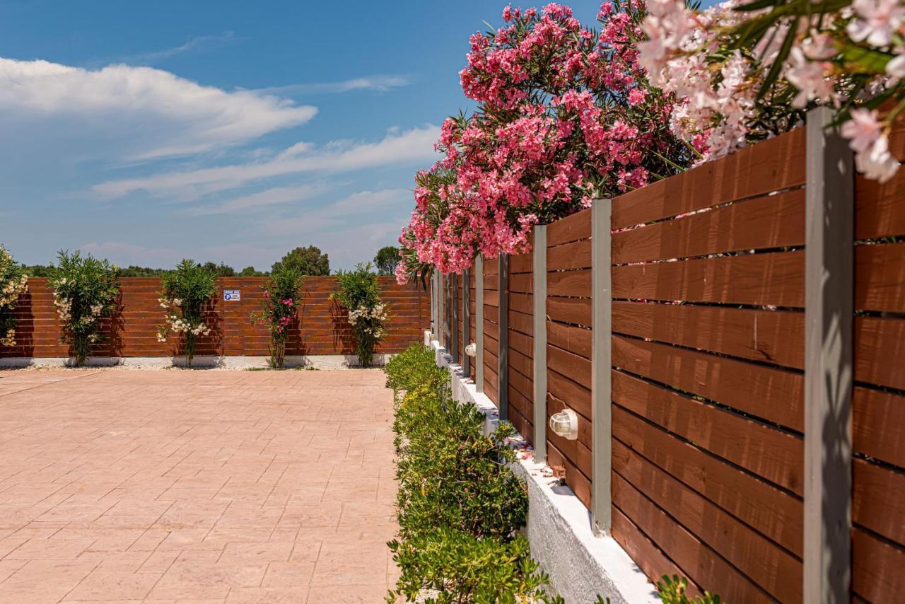 לגאנאס Blossom Villa מראה חיצוני תמונה